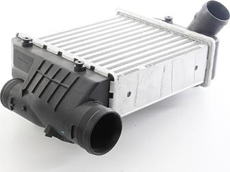 BSG BSG 11-535-004 - Intercooler, hladnjak www.molydon.hr