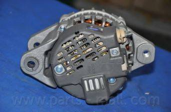 Parts-Mall D-AA100 - Alternator www.molydon.hr