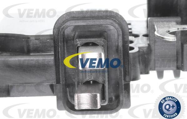 Vemo V20-77-0299 - Regulator napona generatora www.molydon.hr